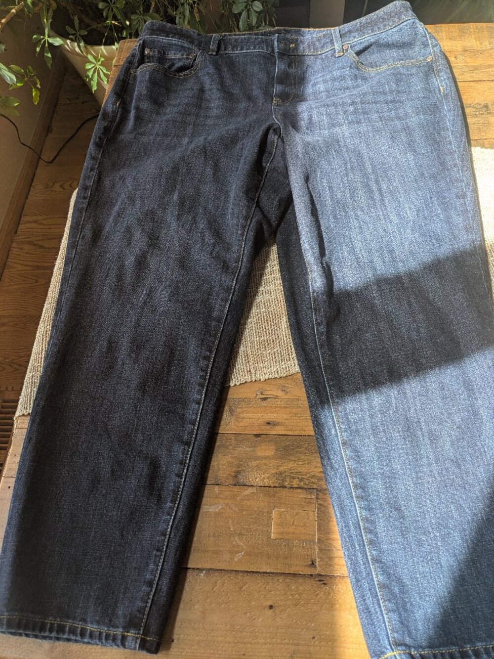 Talbots Everyday Relaxed Jean Women's size 16W Dark Wash Blue Denim Jeans #692